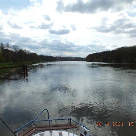 Zouw Hausboat Zakotven -Pouze Ubytovani Roudnice nad Labem Buitenkant foto