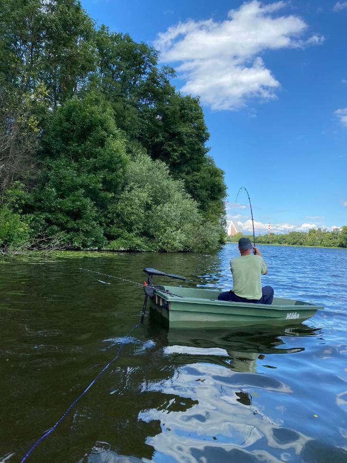 Zouw Hausboat Zakotven -Pouze Ubytovani Roudnice nad Labem Buitenkant foto