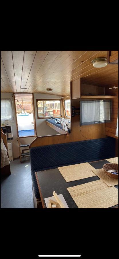 Zouw Hausboat Zakotven -Pouze Ubytovani Roudnice nad Labem Buitenkant foto