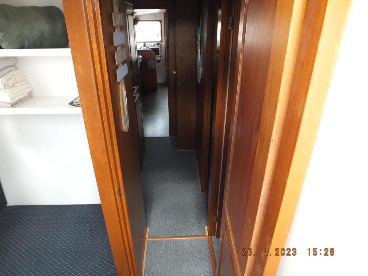 Zouw Hausboat Zakotven -Pouze Ubytovani Roudnice nad Labem Buitenkant foto