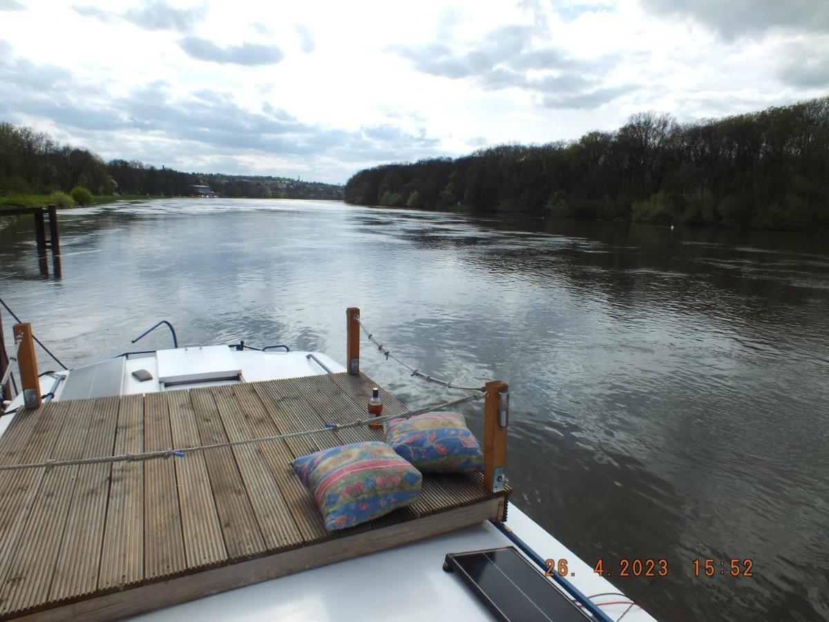 Zouw Hausboat Zakotven -Pouze Ubytovani Roudnice nad Labem Buitenkant foto