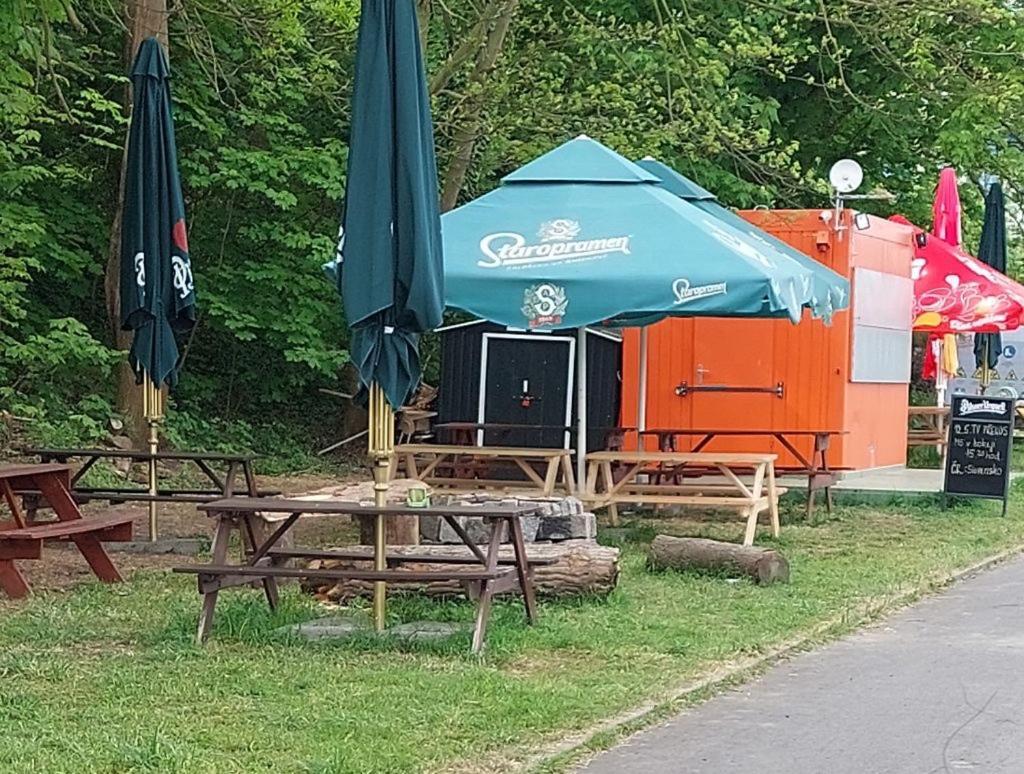 Zouw Hausboat Zakotven -Pouze Ubytovani Roudnice nad Labem Buitenkant foto